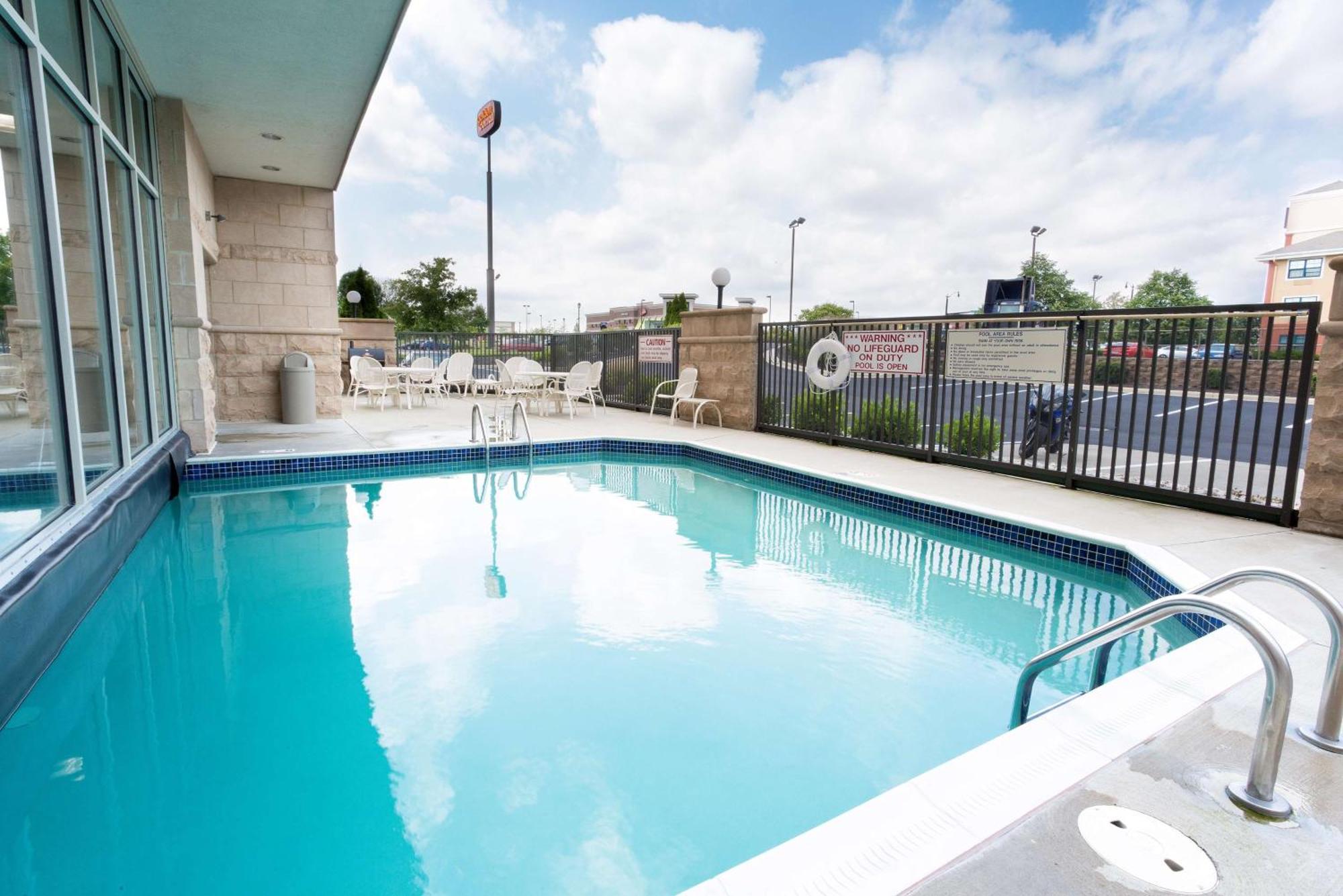 Drury Inn & Suites Dayton North Exterior foto